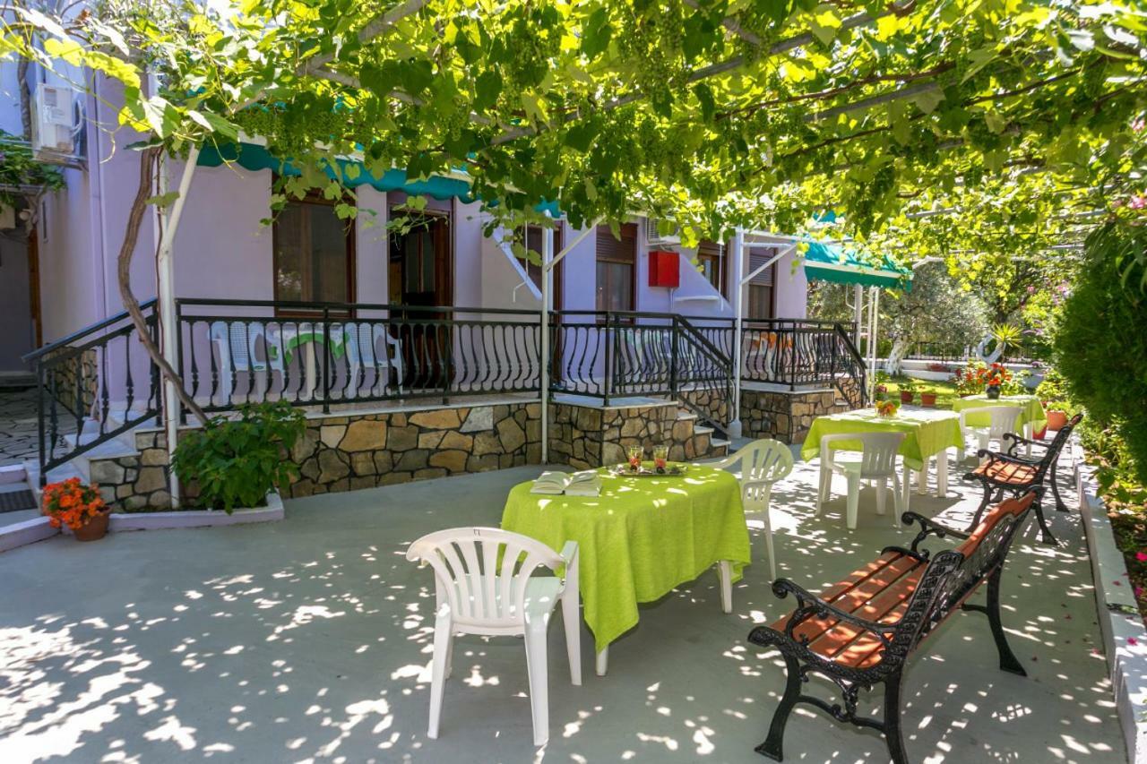 Studios Panagiotas House Astris Exterior foto